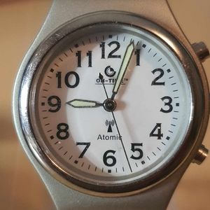 On Time Silver/White Leather Women's Atomic Watch